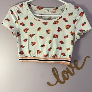 Floral cropped top